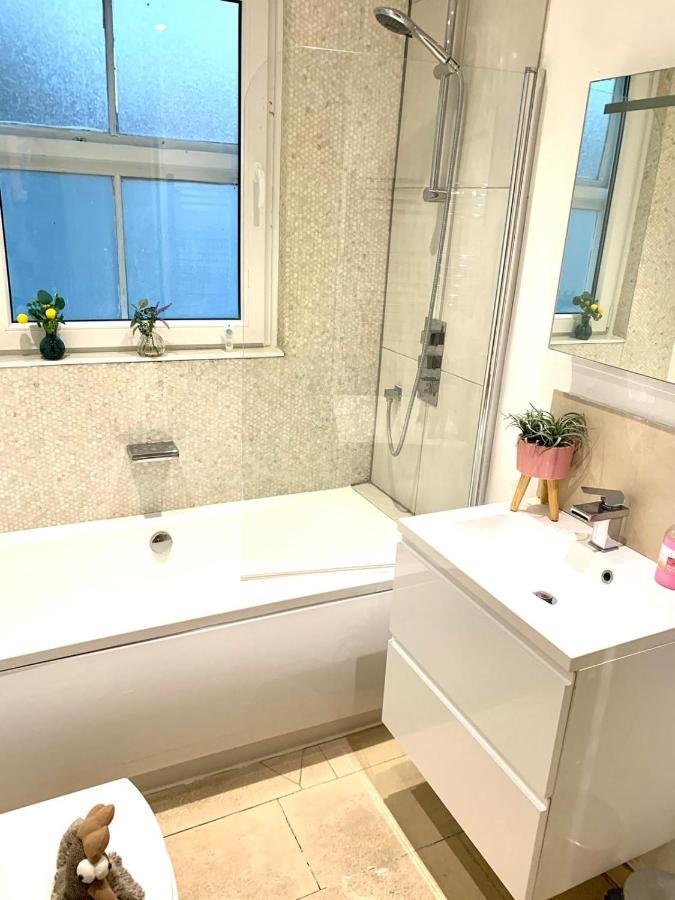 Emmanuel Block - Cambridge City Centre By Koala & Tree Short Lets & Serviced Accommodation Кембридж Экстерьер фото
